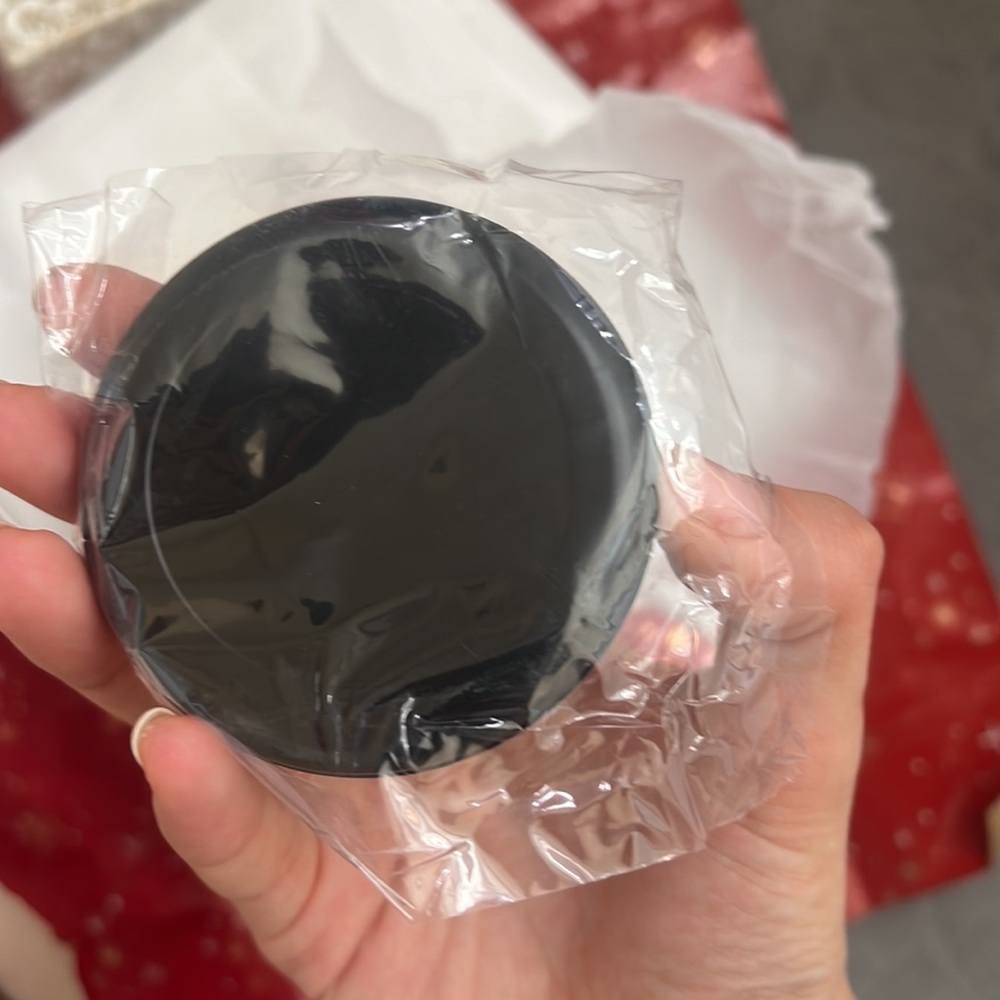Dior generic leather pocket mirror - Picture 4 of 4
